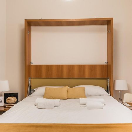 The Best Rent - Two-Bedroom Apartment Near Fori Imperiali ローマ エクステリア 写真
